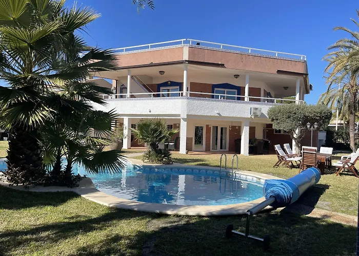 Anna's Garden Bed and Breakfast 3*