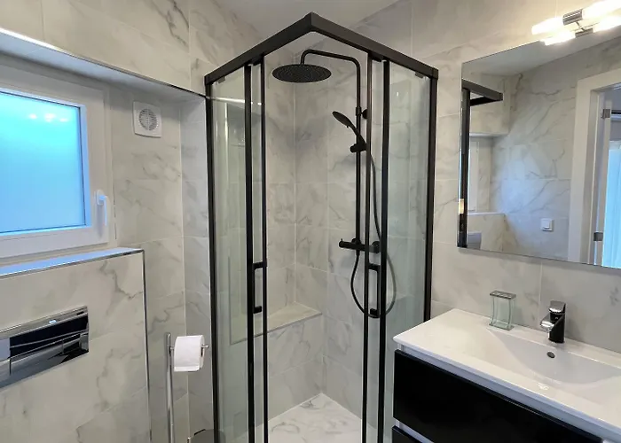 Anna's Garden Bed and Breakfast 3*