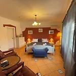 Bed & Breakfast Anna's Garden Torrevieja