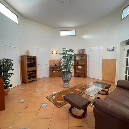 Anna's Garden Bed & Breakfast