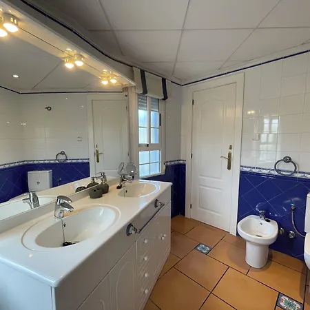 Bed & Breakfast Anna's Garden Torrevieja