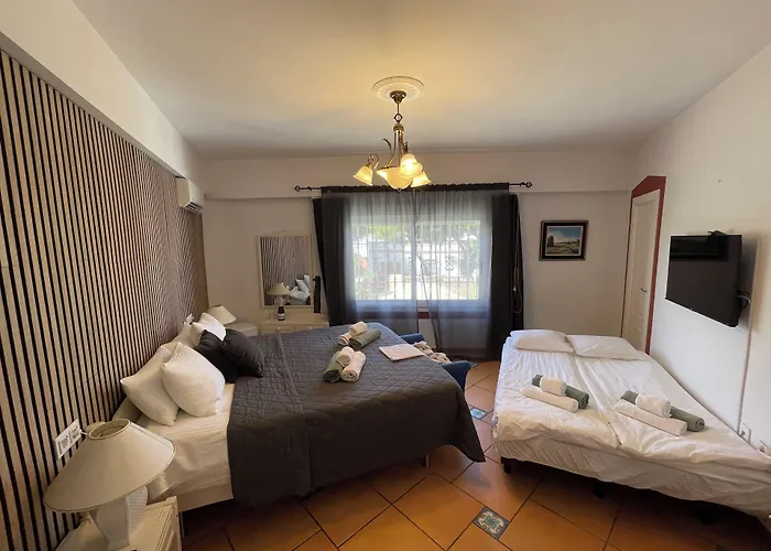 Bed & Breakfast Anna's Garden 3*