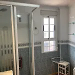 Anna's Garden Oda ve Kahvaltı 3*
