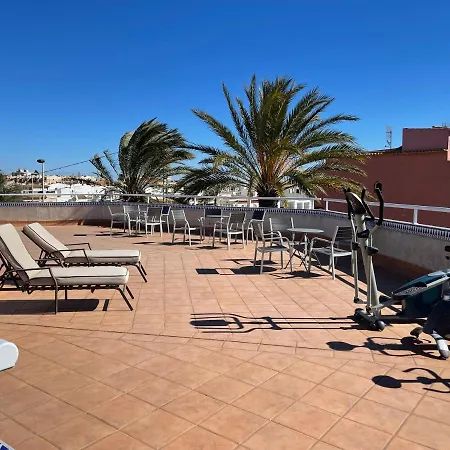 فندق مبيت وإفطار Anna's Garden 3*